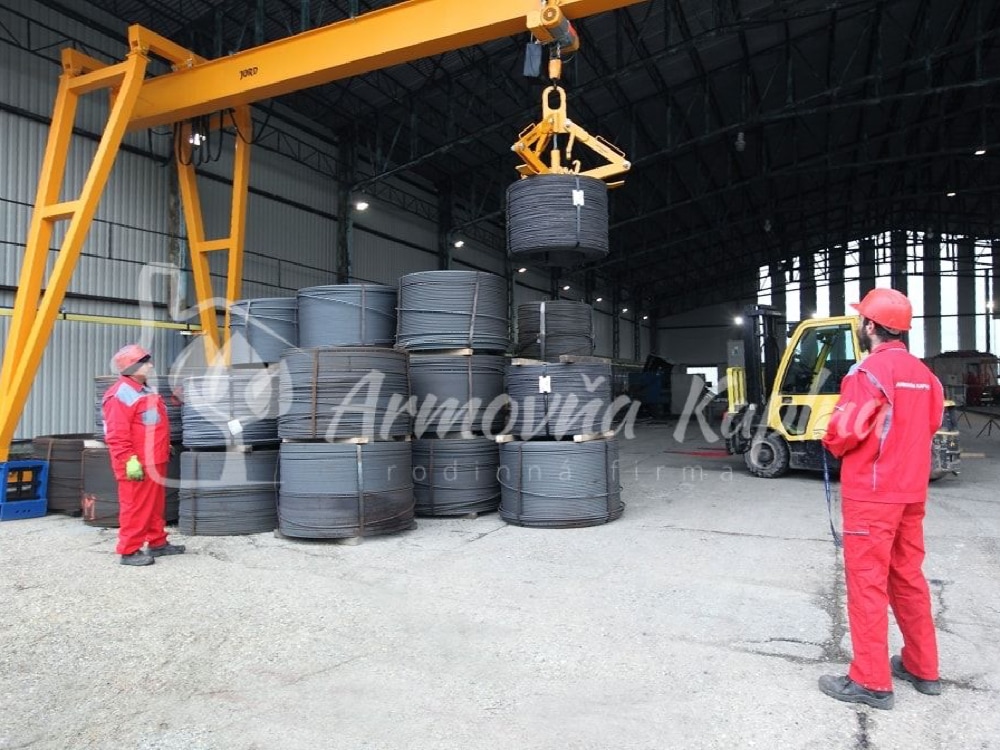 Armovňa Nitra - Strihanie a ohýbanie betonárskej ocele podľa požiadaviek zákazníka